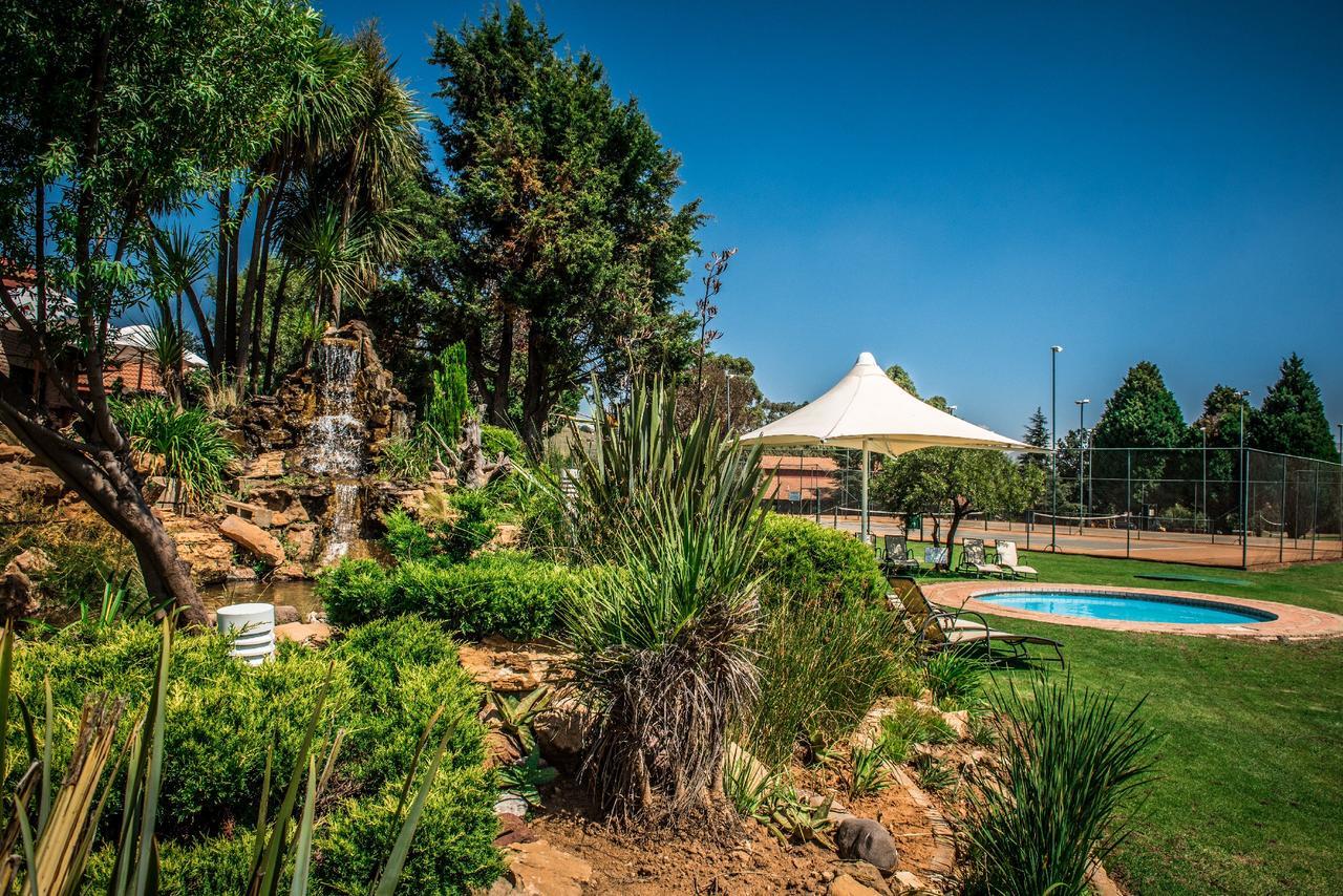 First Group Qwantani Hotel Harrismith Kültér fotó