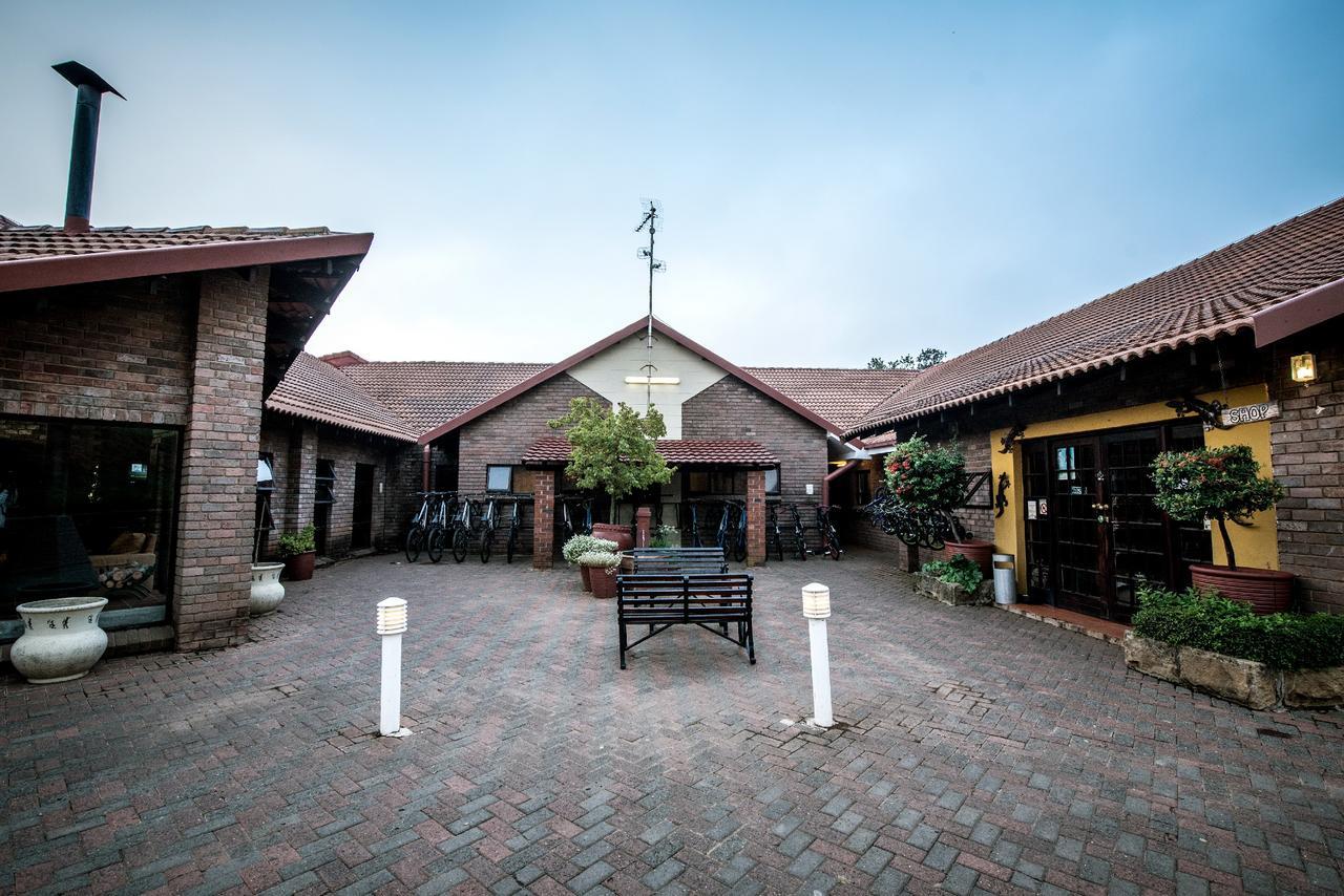 First Group Qwantani Hotel Harrismith Kültér fotó