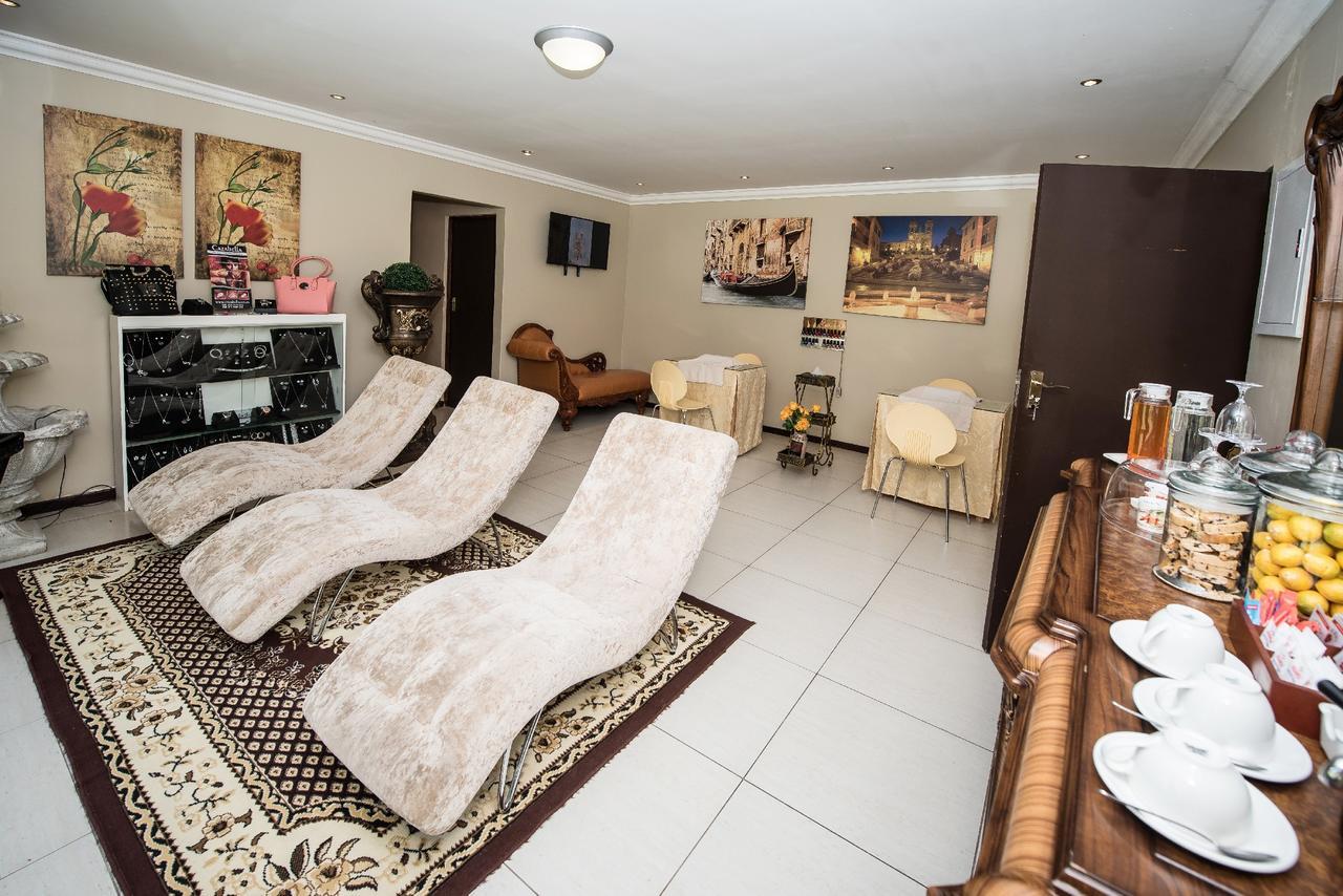 First Group Qwantani Hotel Harrismith Kültér fotó