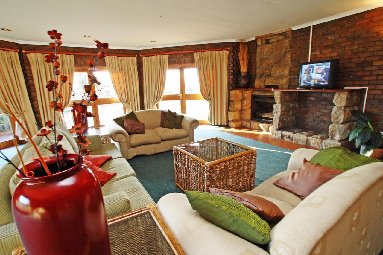 First Group Qwantani Hotel Harrismith Kültér fotó
